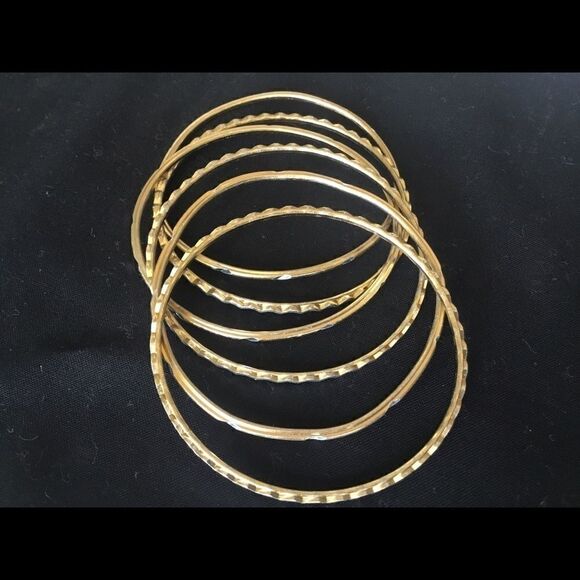 $8 ea or 3/$15. Set of 6 Silvertone/Goldtone Bangl - Picture 7 of 8